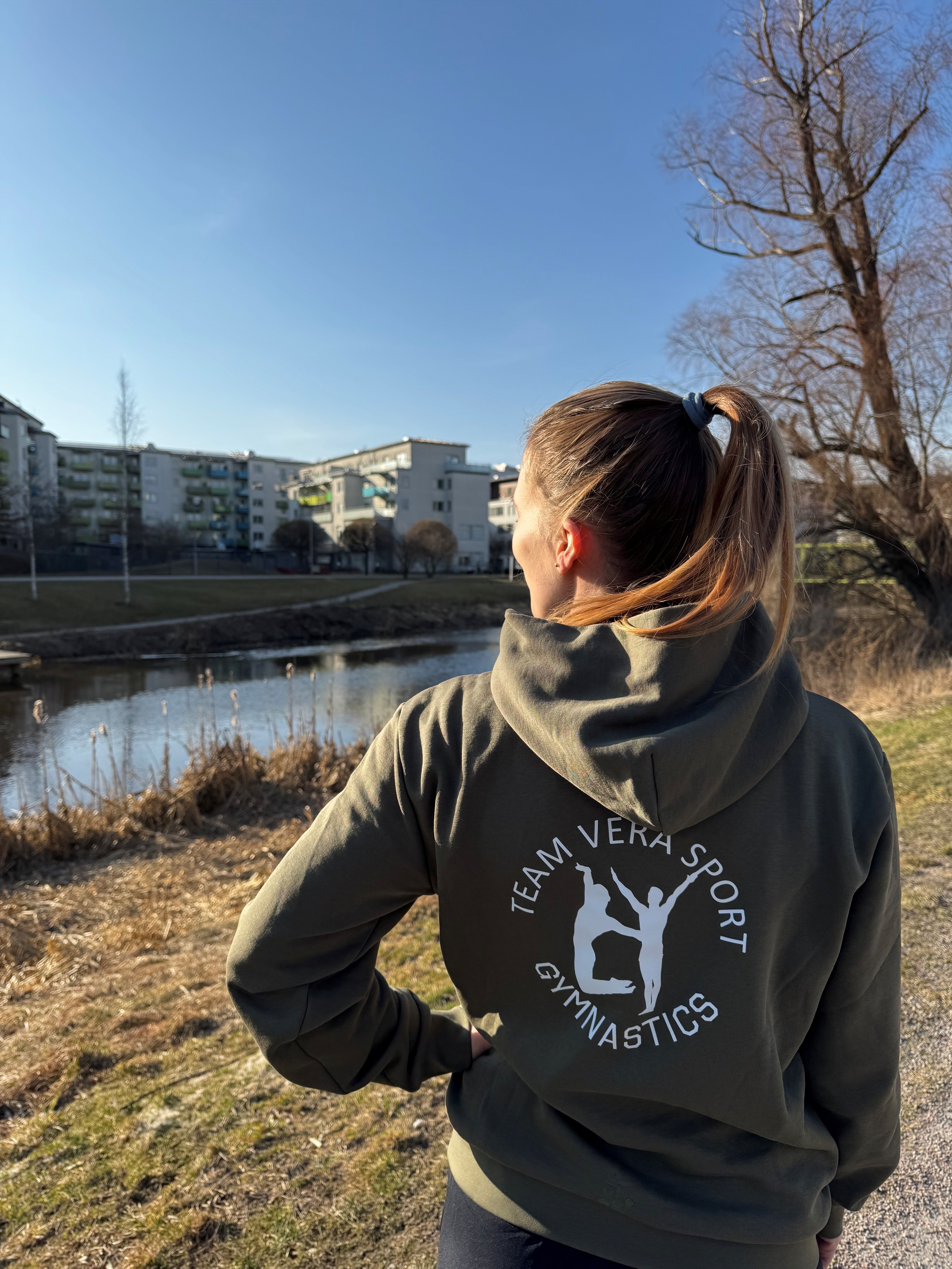 Community 2.0 Hoodie W - 9