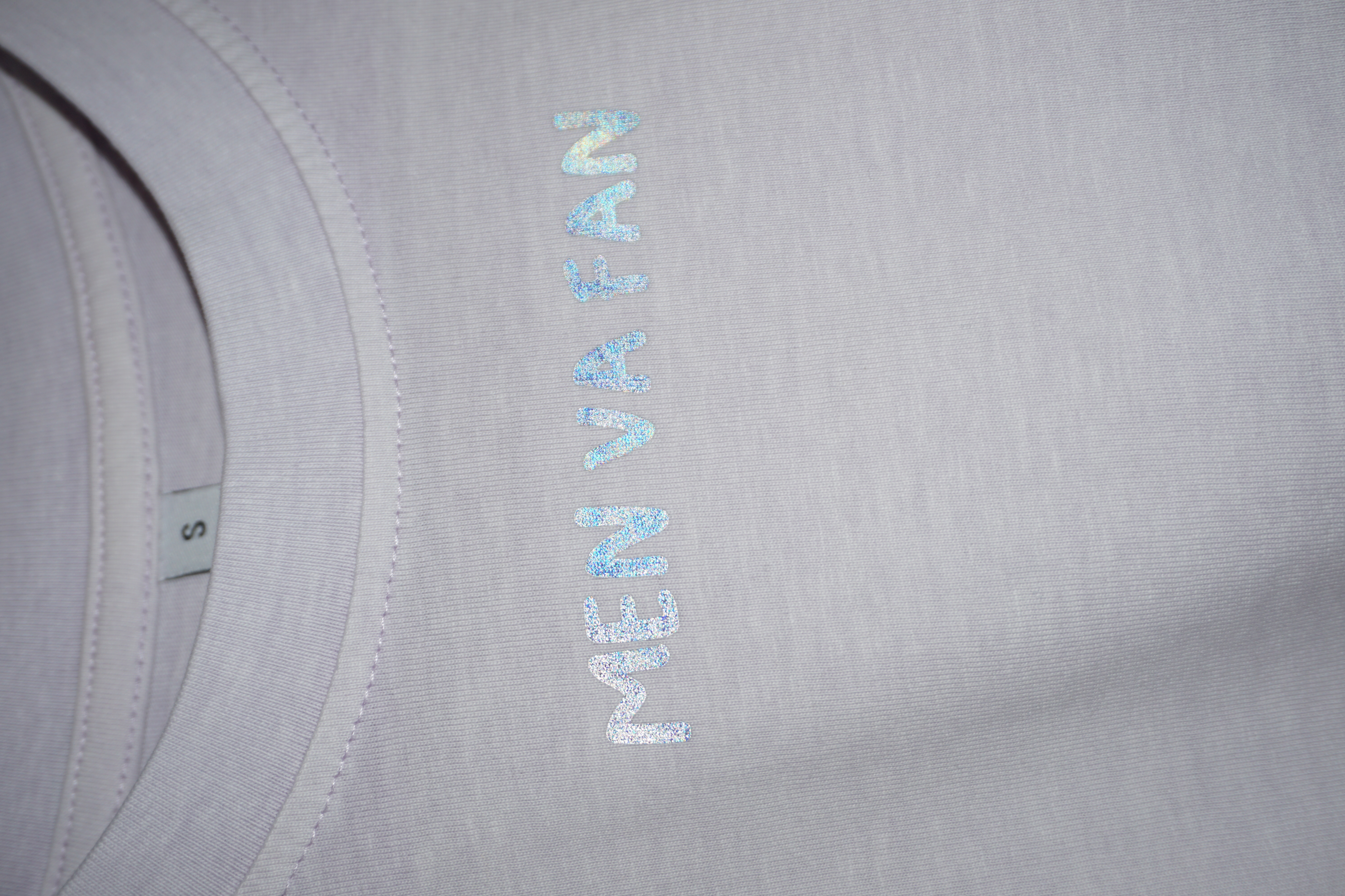 Oversized boyfriend tshirt "men va fan" ljuslila - 2