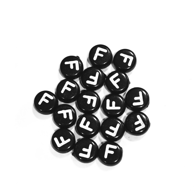 Bokstavspärla 7 mm svart välj bokstav 50 st - 7