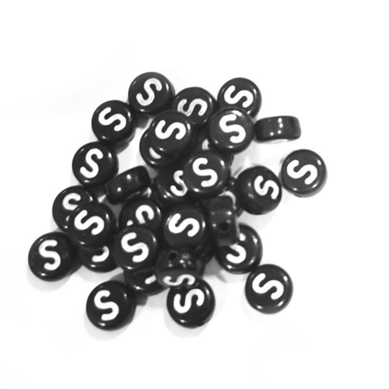 Bokstavspärla 7 mm svart välj bokstav 50 st - 15