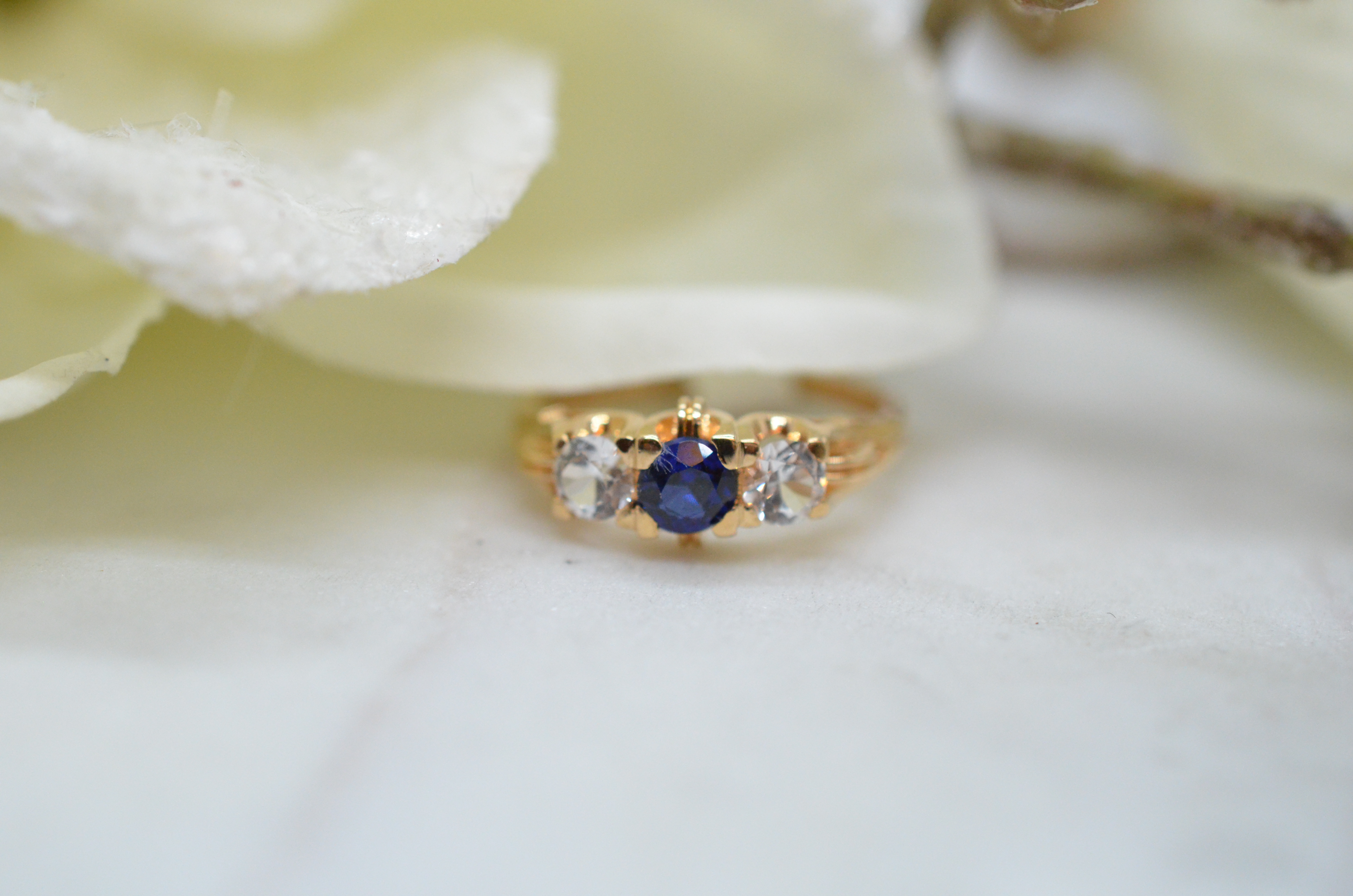 Vintage 18k ring