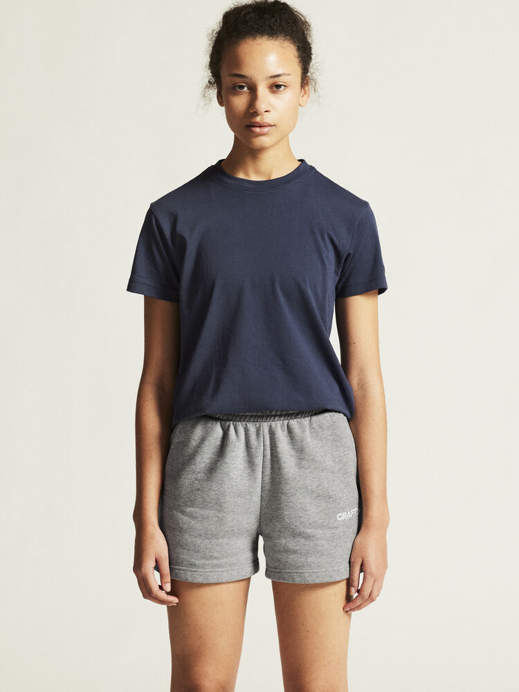 Community 2.0 Tee W - 10