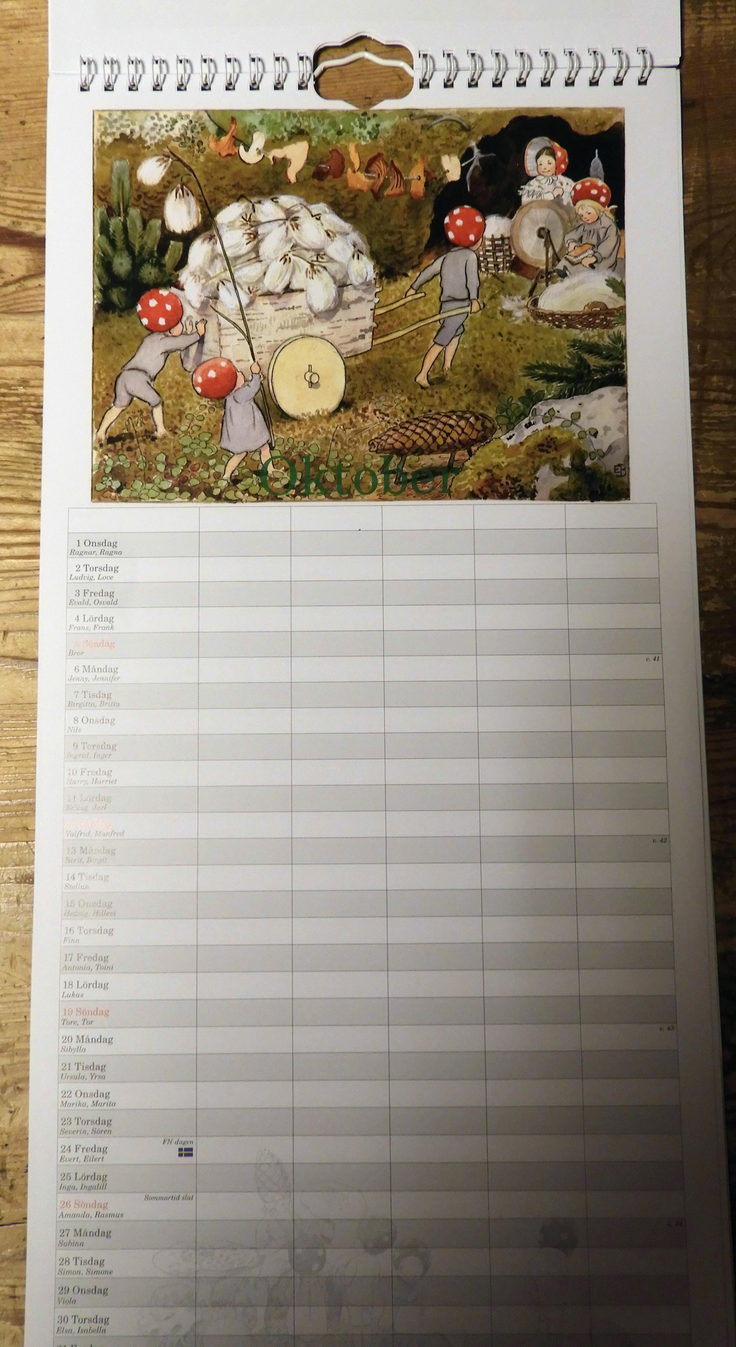 Tomtebobarnen familjekalender 2025 - 10