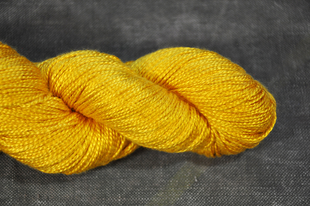 Mullbärssilke, Mustard