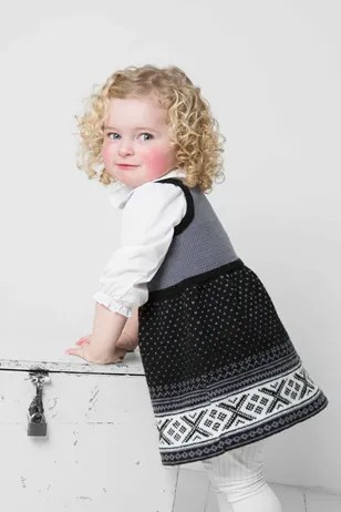 Viking Katalog 1404 Storlek 1 månad-4 år Stickfasthet 28 maskor per 10 cm - 6