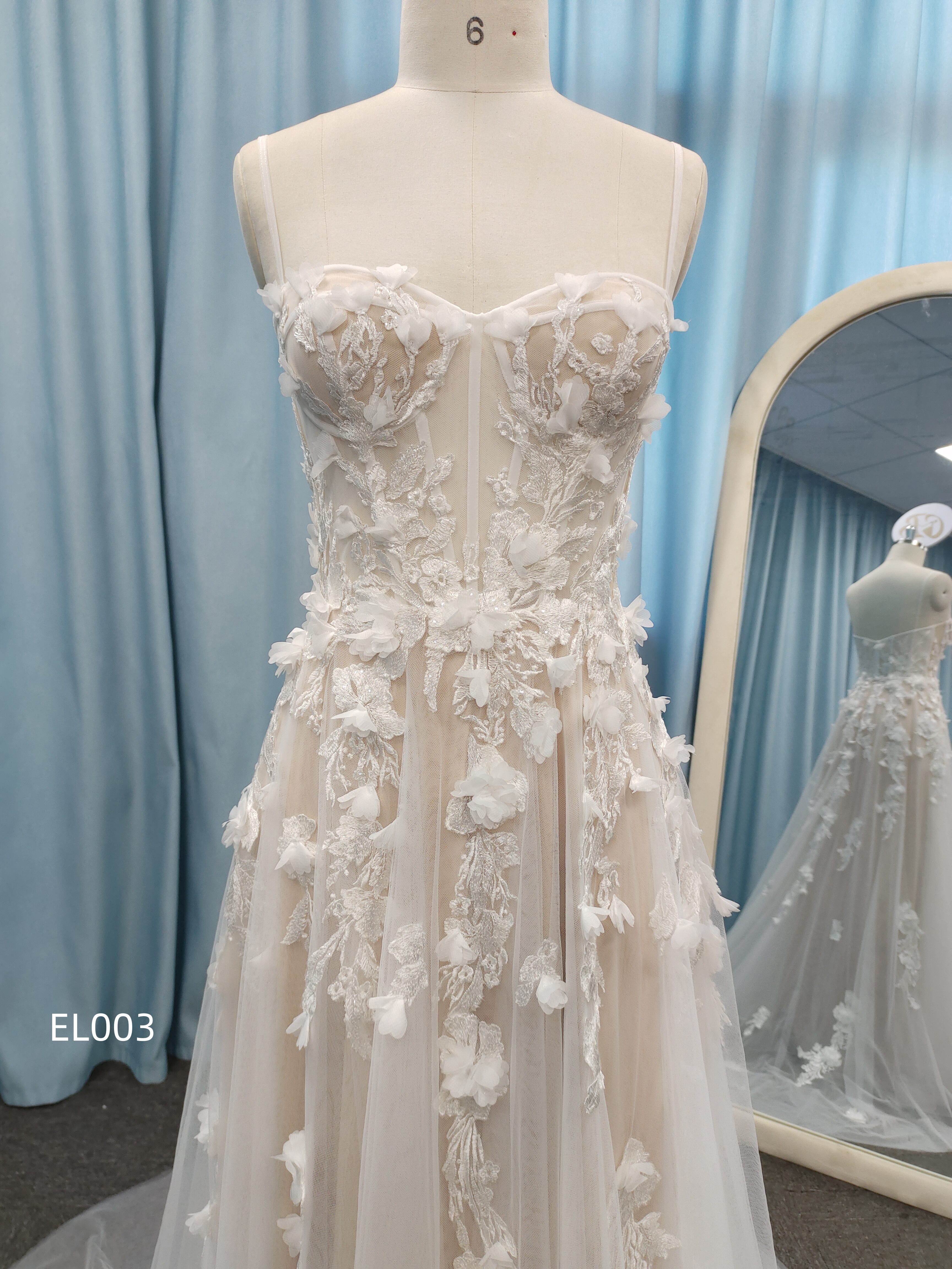 Chantilly Bridal  EL003 lagervara - 2