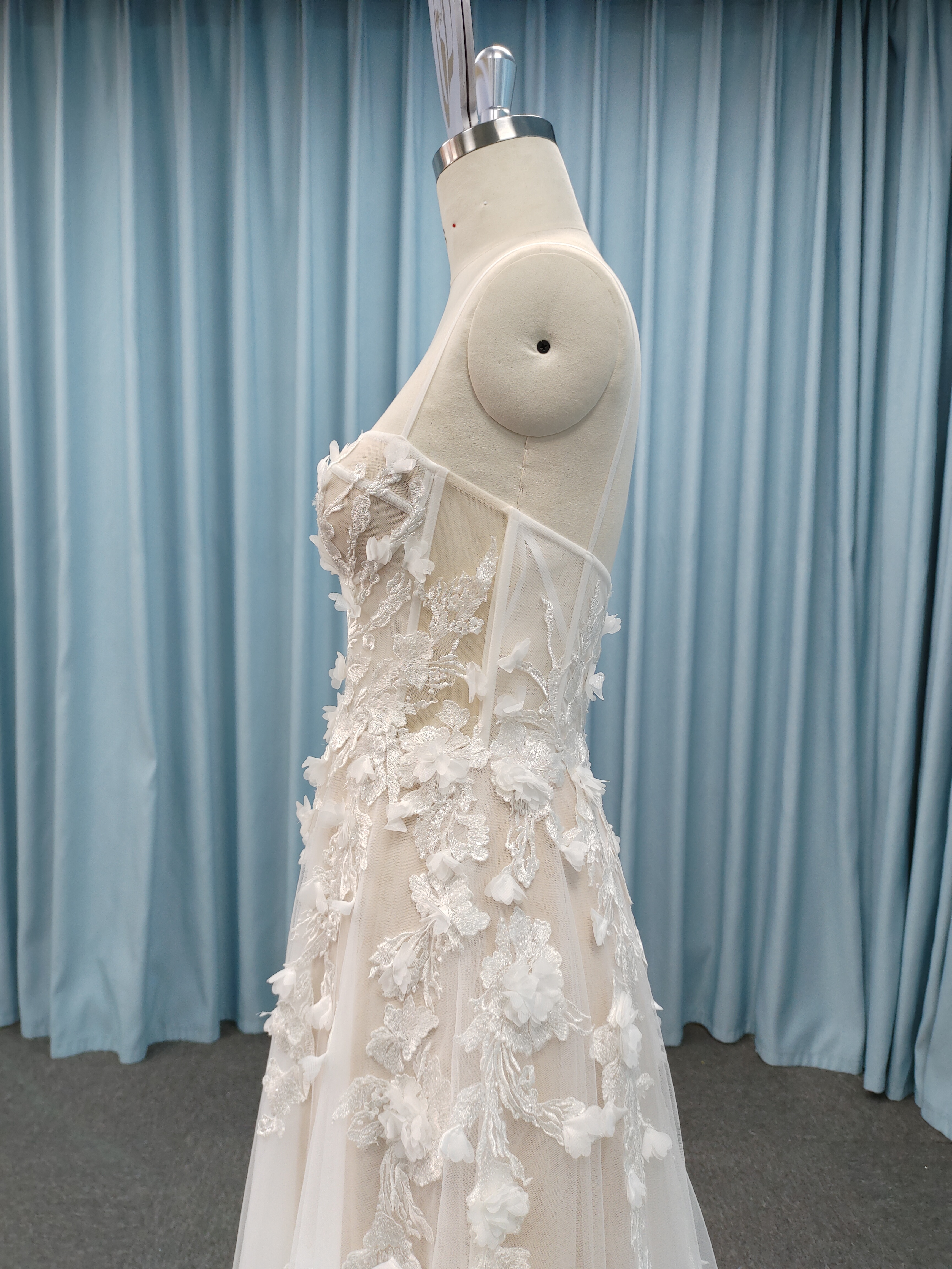 Chantilly Bridal  EL003 lagervara - 4