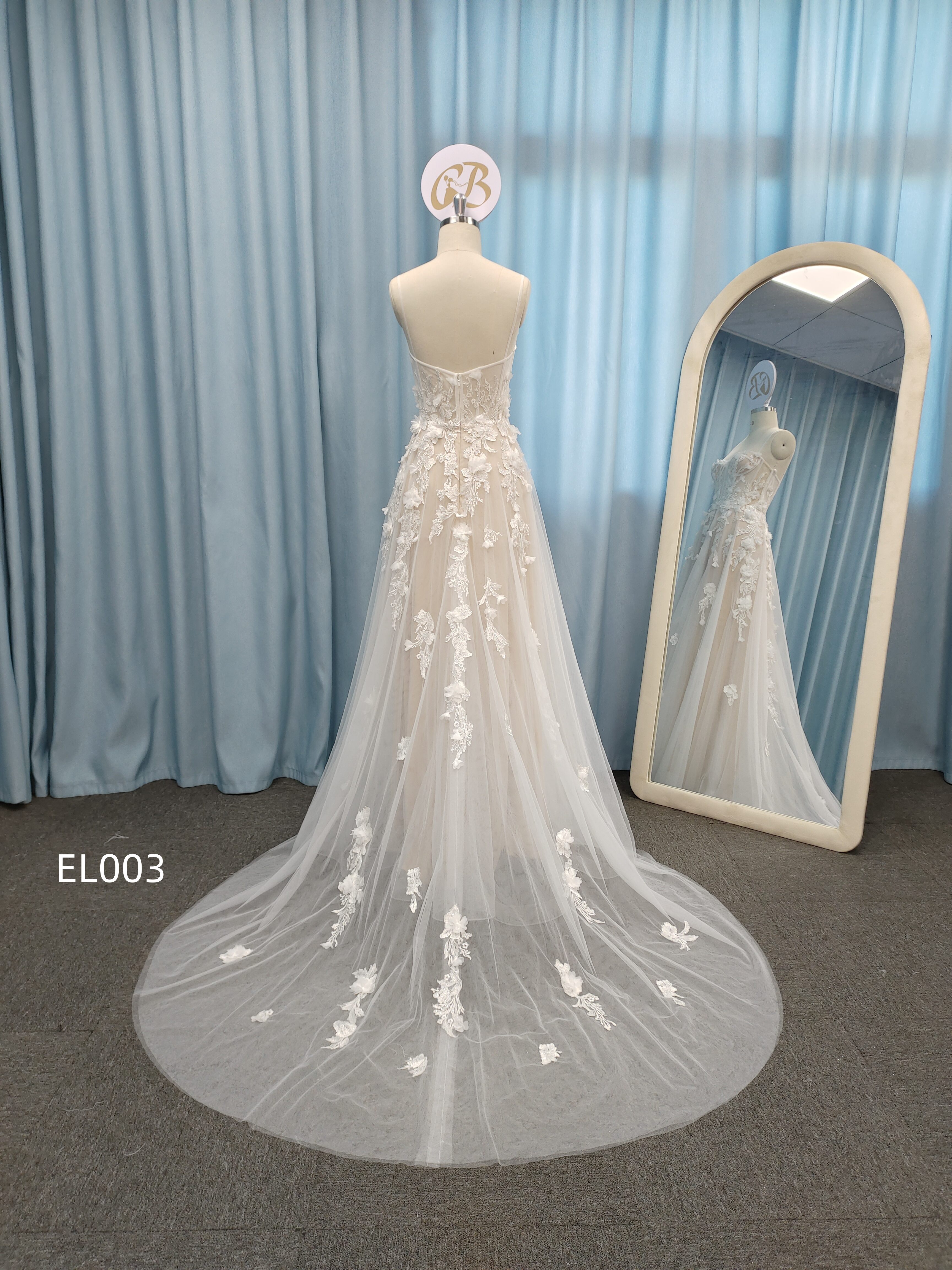 Chantilly Bridal  EL003 lagervara - 5