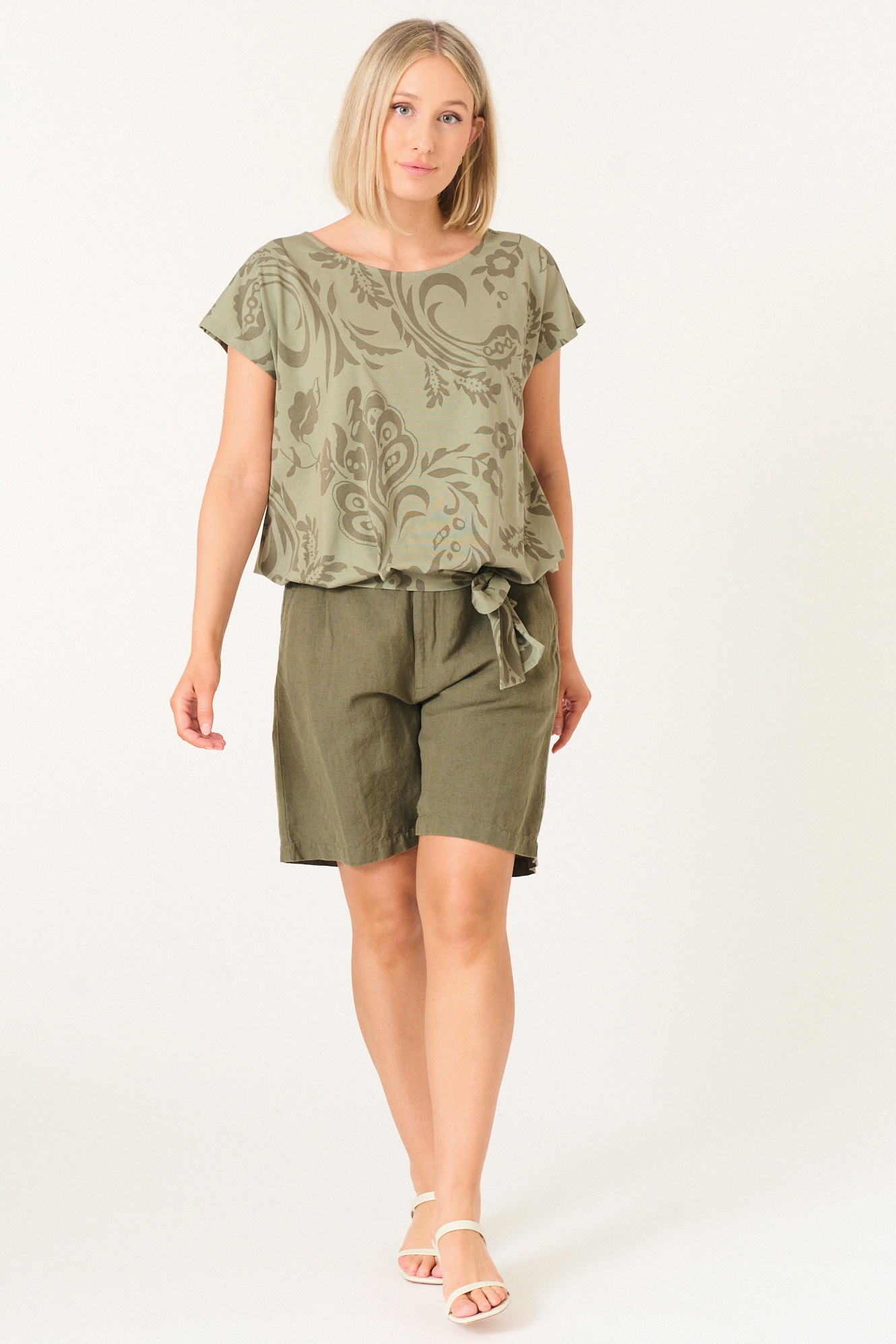 Frances top  capers
