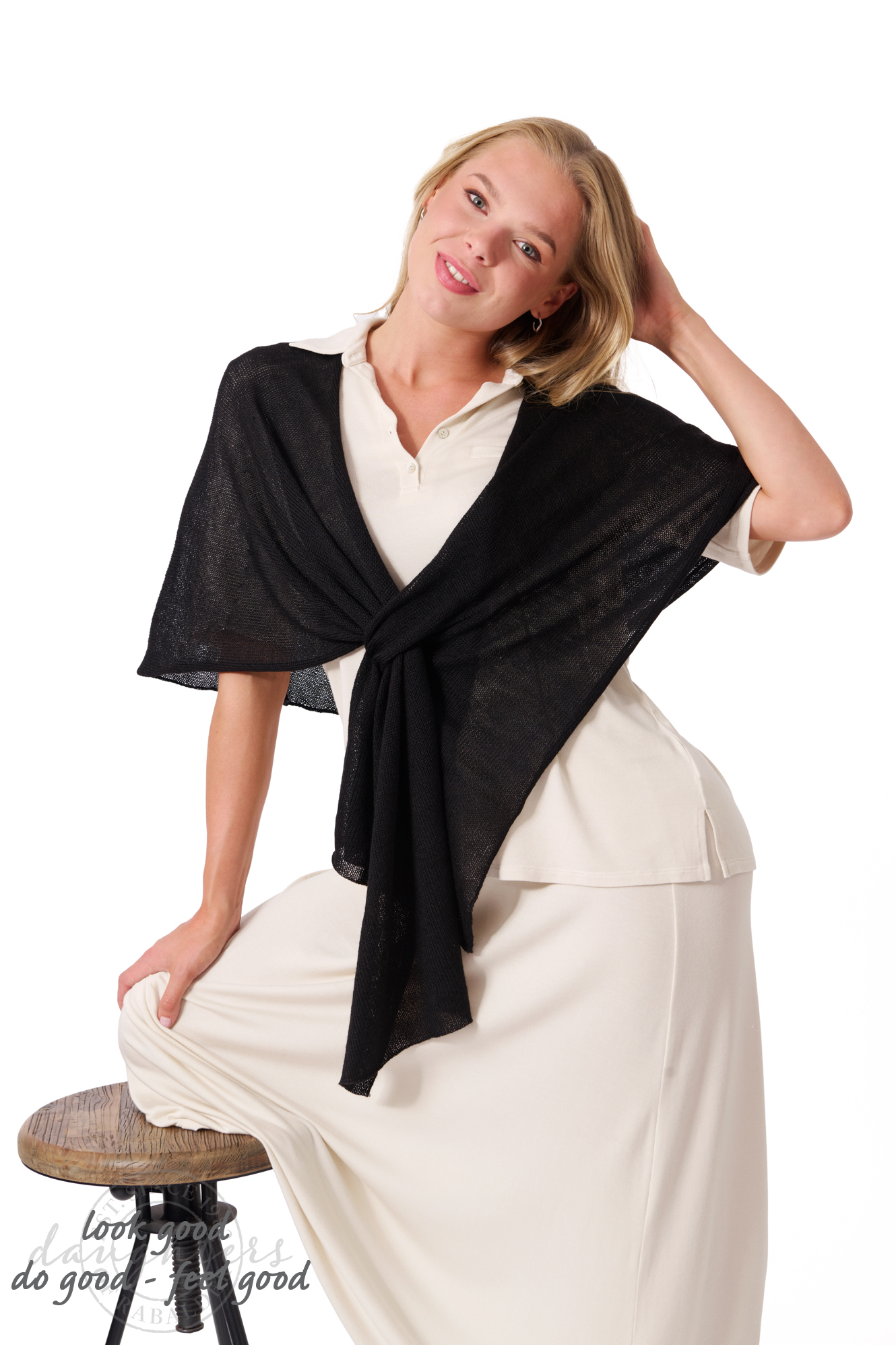 Elvira alpaca poncho  svart