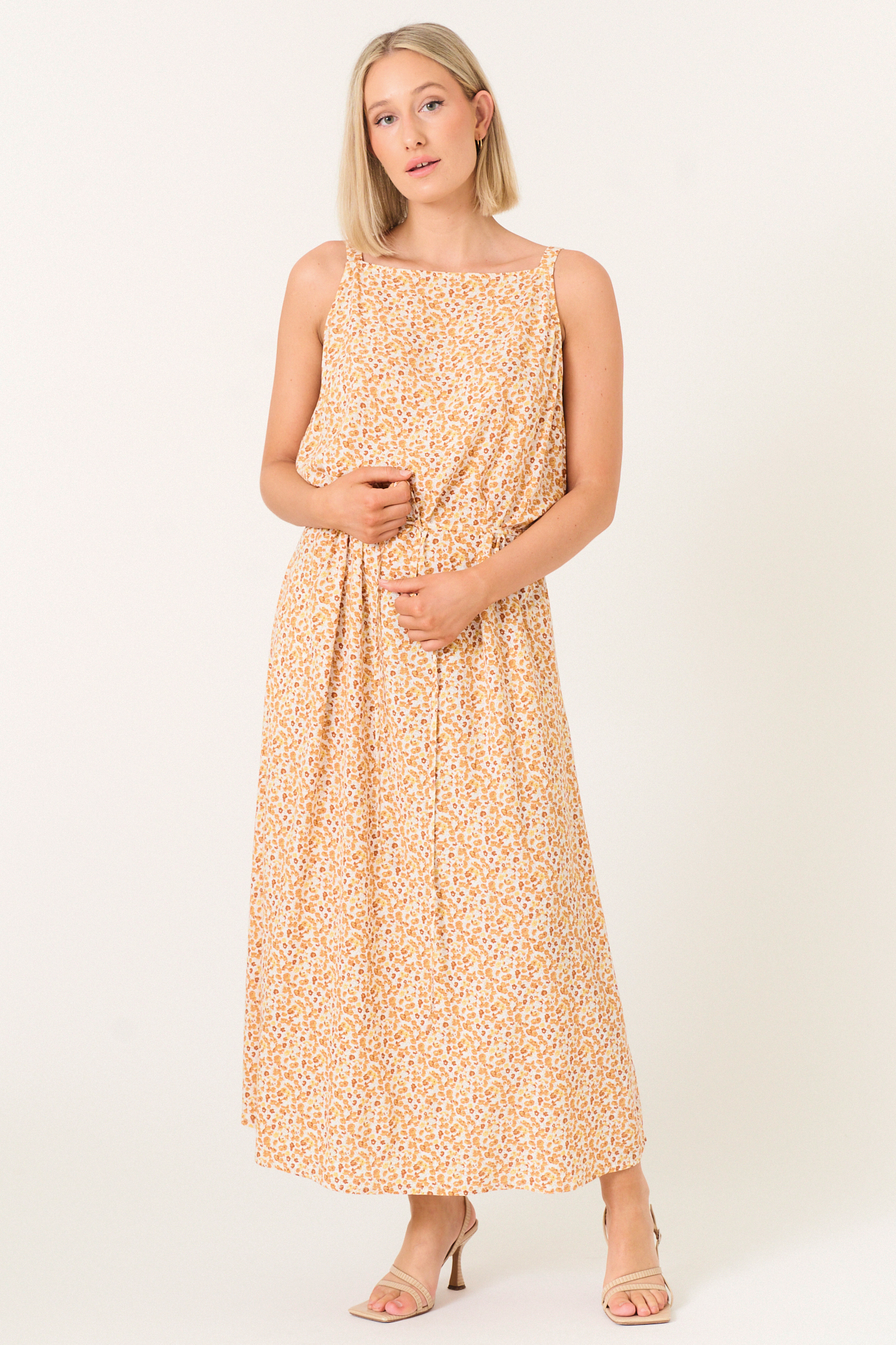 Dorte dress  apricot