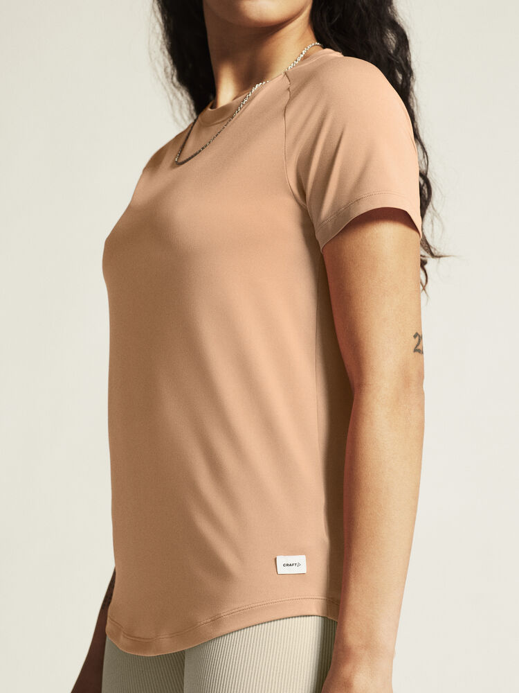 Collective SS Tee W - 12