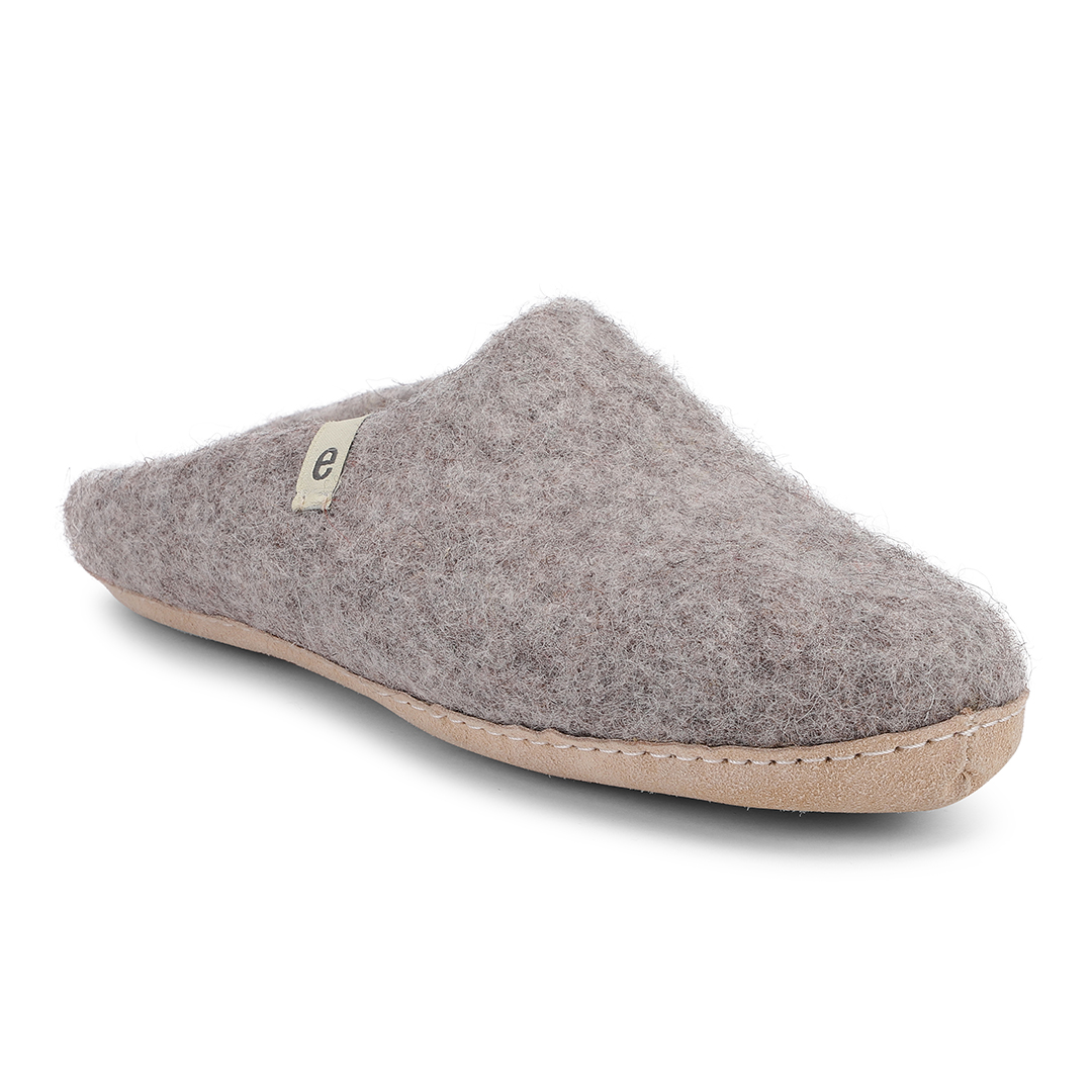 Egos, Toffla, felted wool, gray