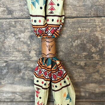 Bandana bolo handgjord i svenskt läder 