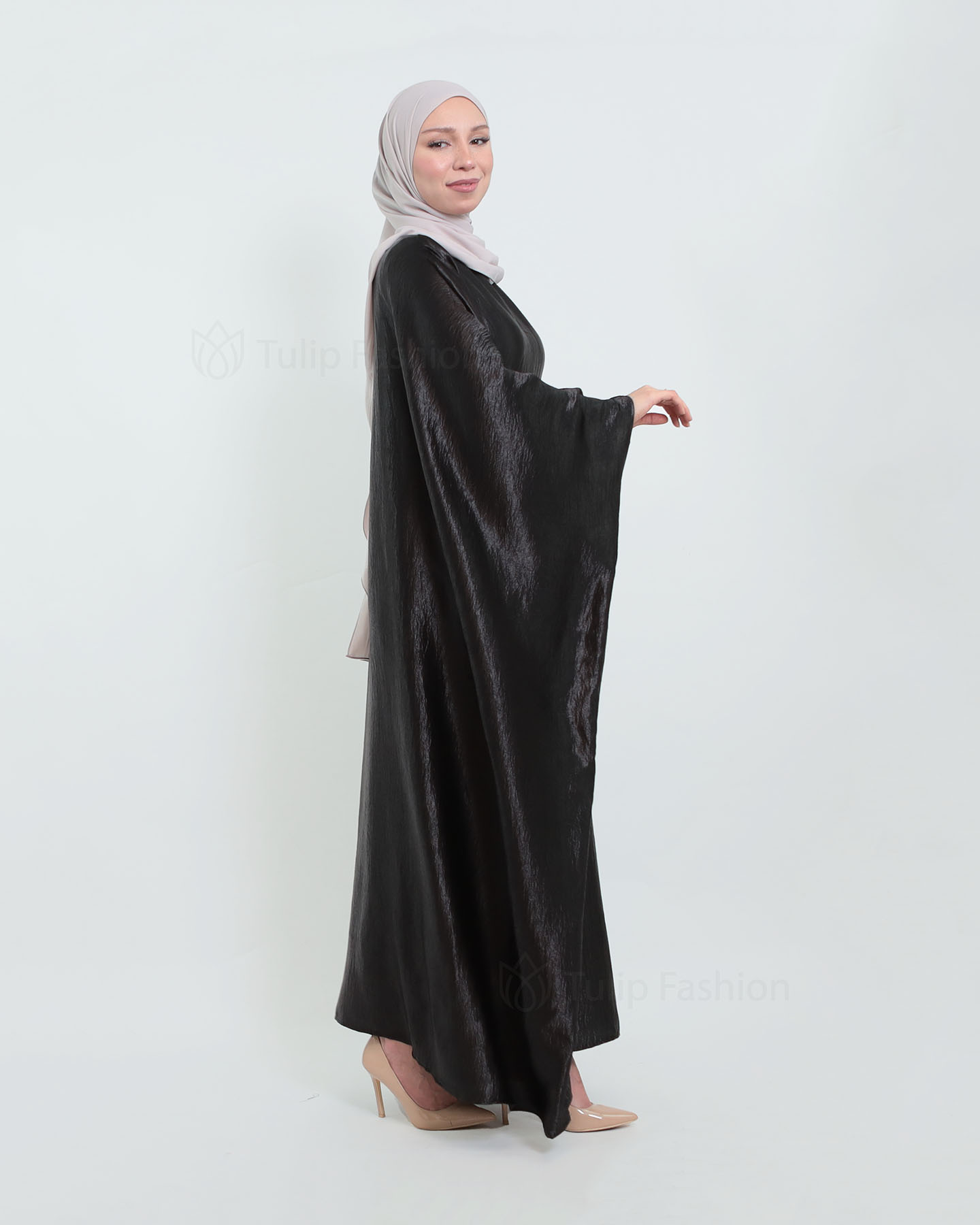 Butterfly Abaya in Satin - Black - 2