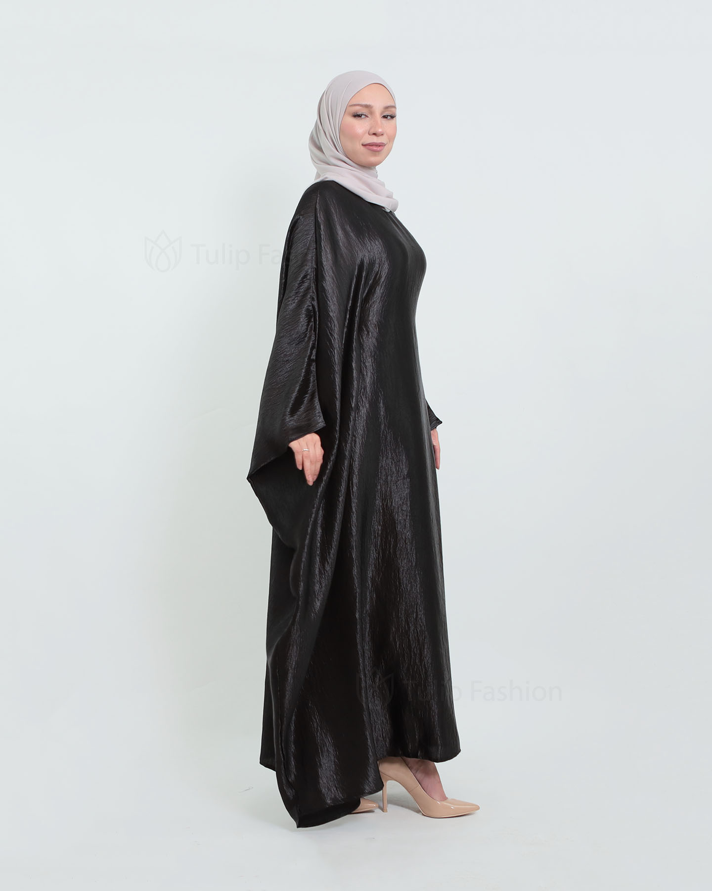 Butterfly Abaya in Satin - Black - 3