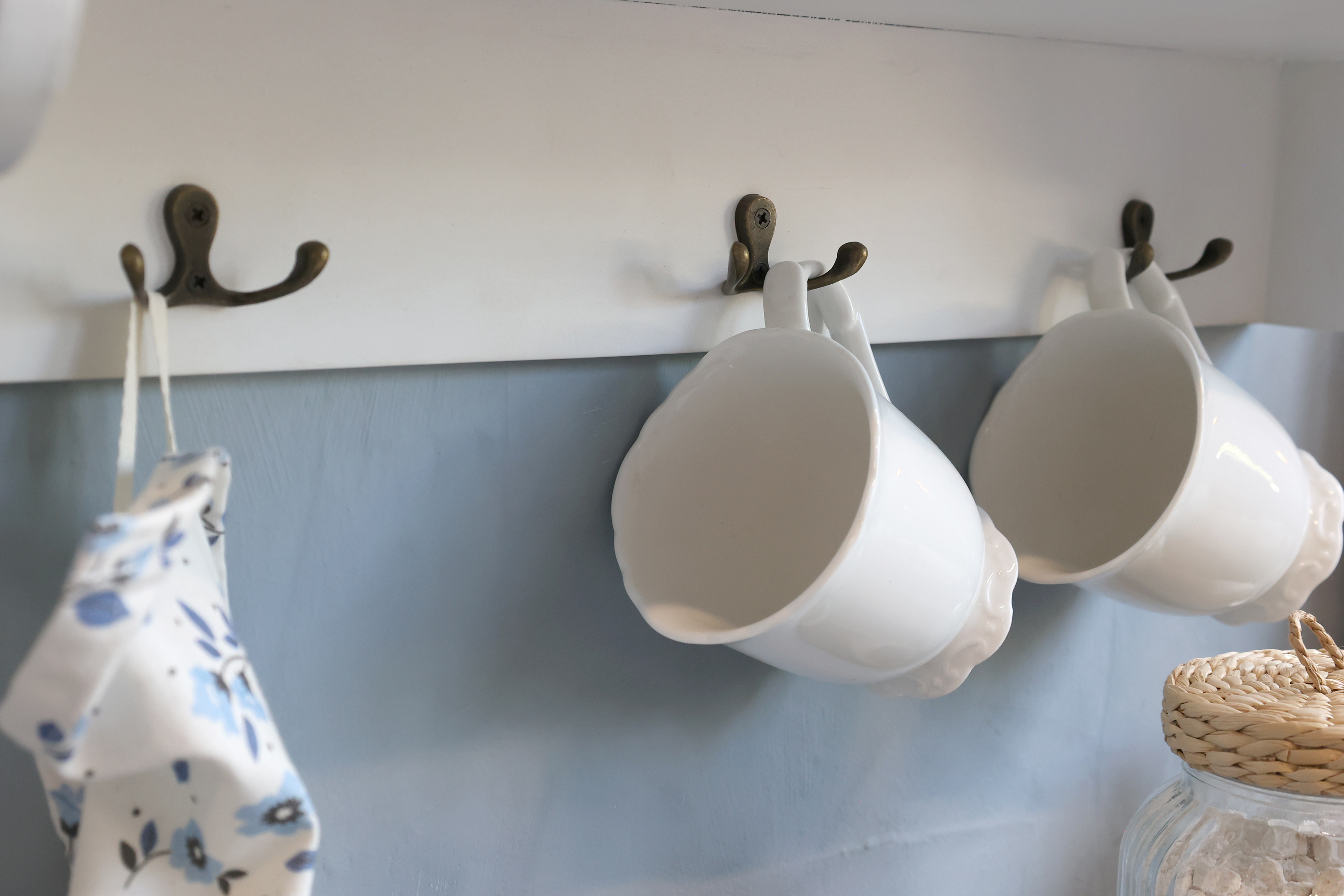Skåp till vägg - Granträ - H61/L56/B19 cm - Creme - 4