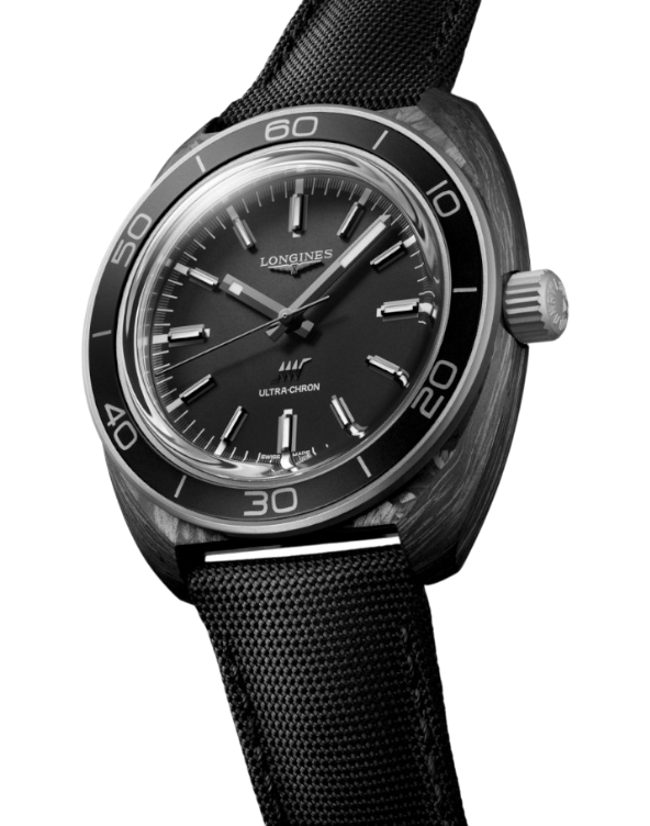 L2.839.4.52.2 Longines Ultra-Chron Carbon 43