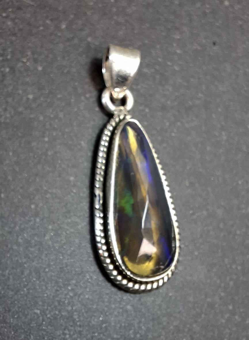 Hänge i Silver med fasetterad Opal - 3