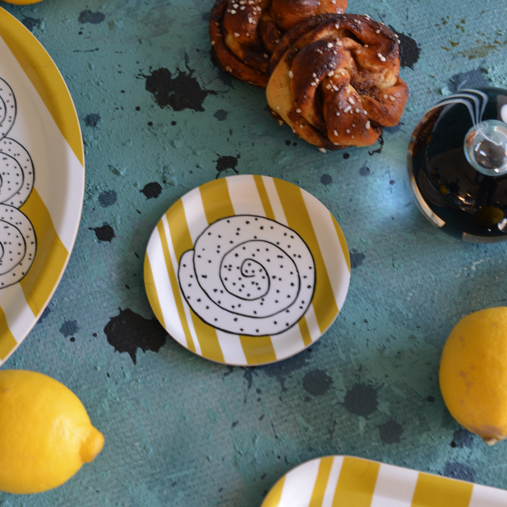 coaster/mini tray FIKA CINNAMON BUN  yellow 11 cm - 2