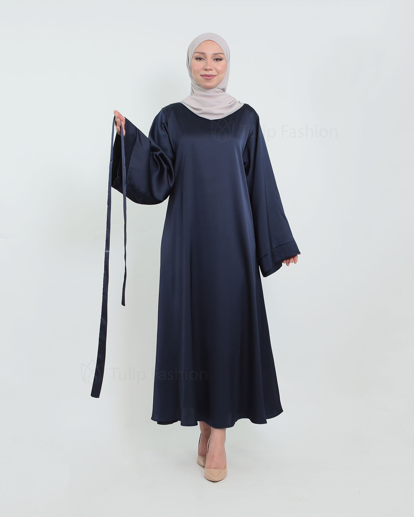 Maxi Dress in Satin - Midnight Blue - 5