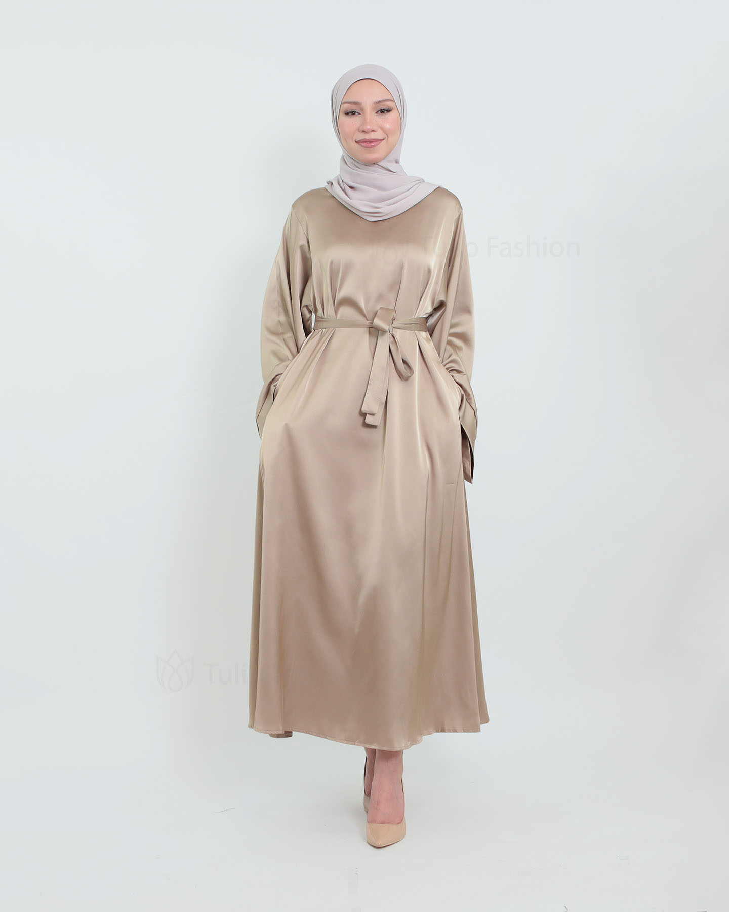 Maxi Dress in Satin - Beige - 2