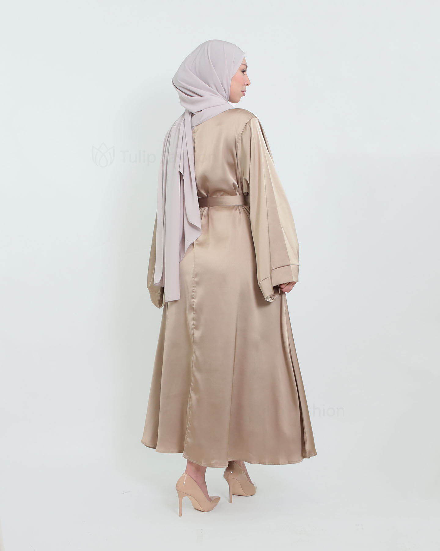 Maxi Dress in Satin - Beige - 4