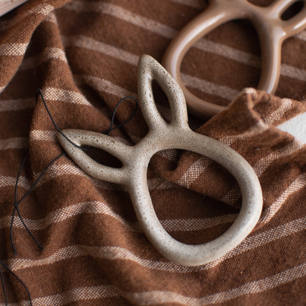 Hanging Rabbit - Beige - Rabbit - 8x5 cm - DBKD - 6