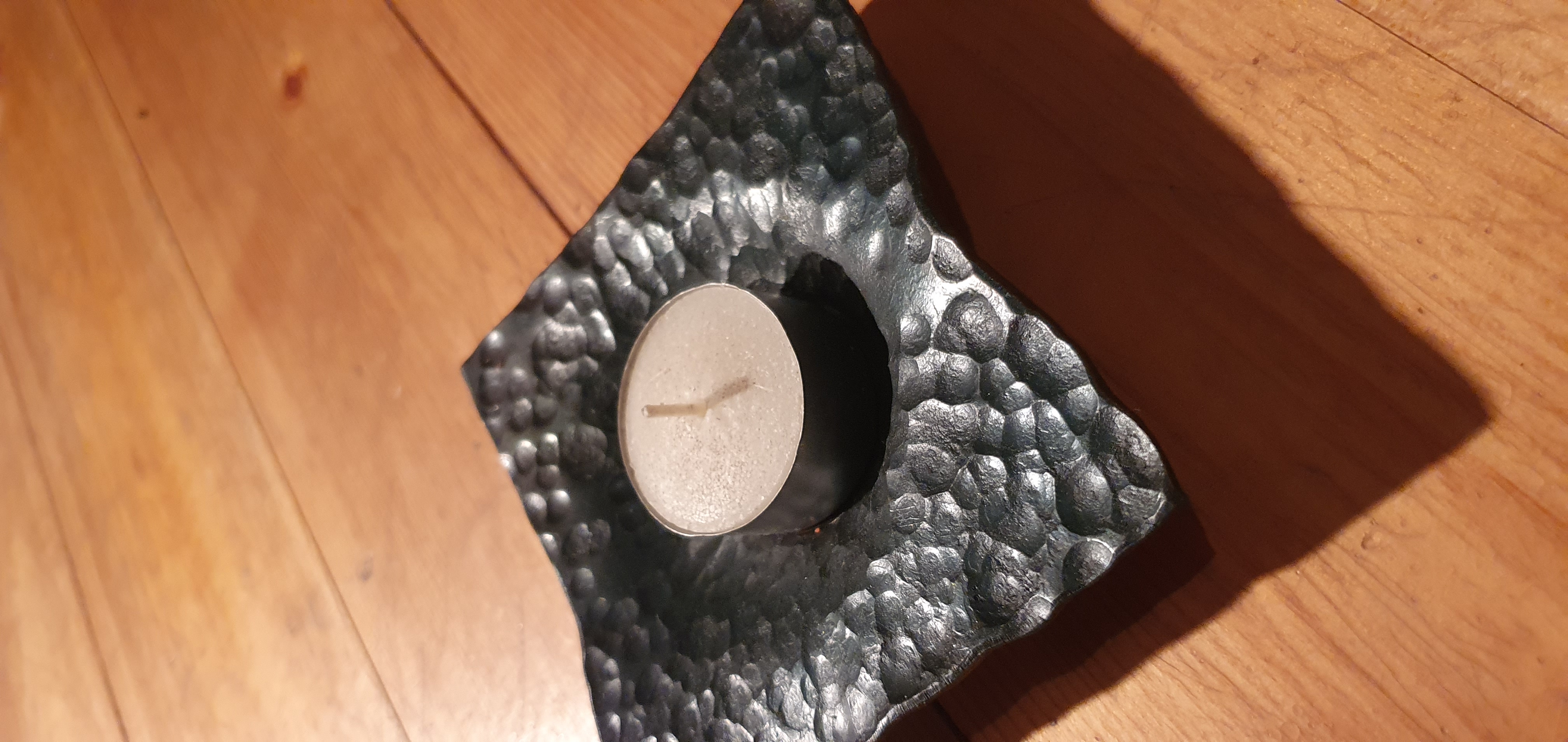 Värmeljushållare med hamrad yta  - 2