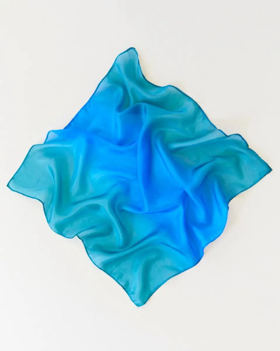 Sarah´s Silk leksjal 53 x 53 cm. Hav.