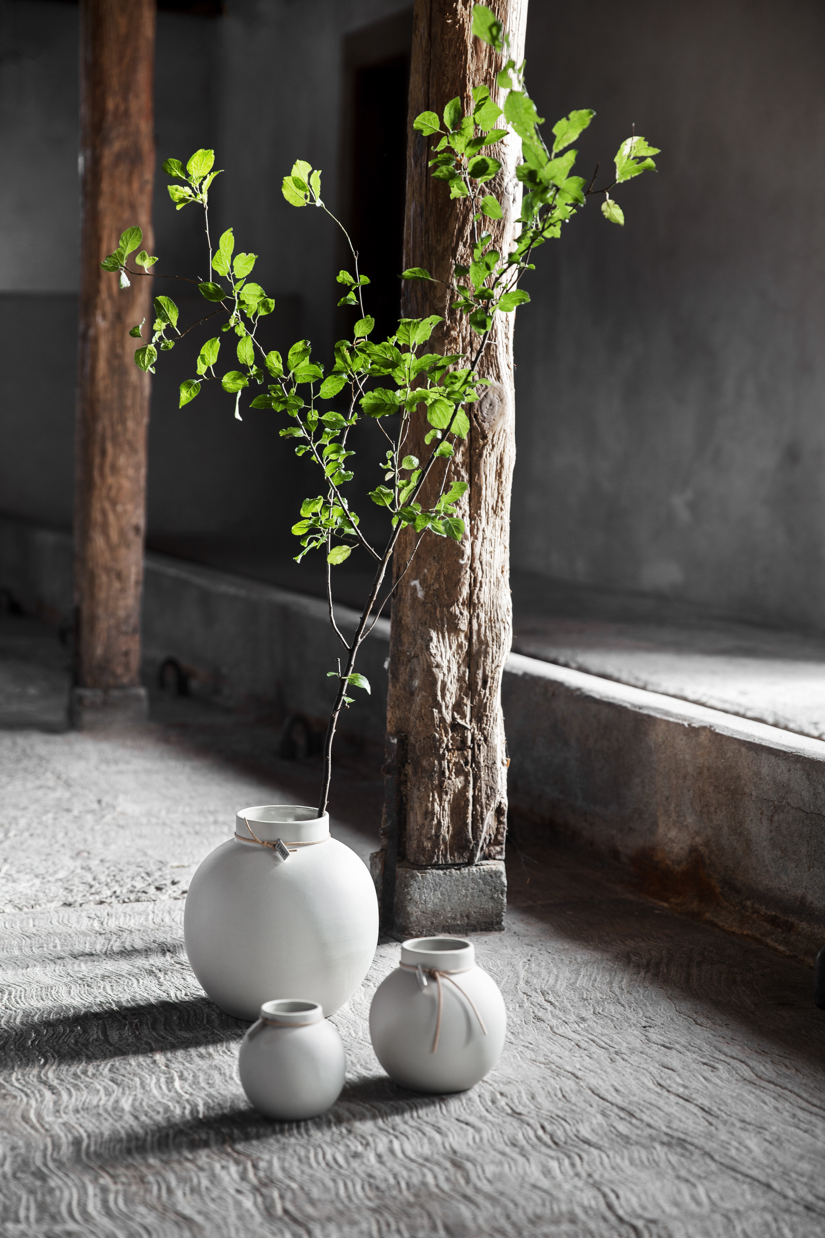 Ernst - Vase - Round - Matt White - Stoneware - 10x10 cm