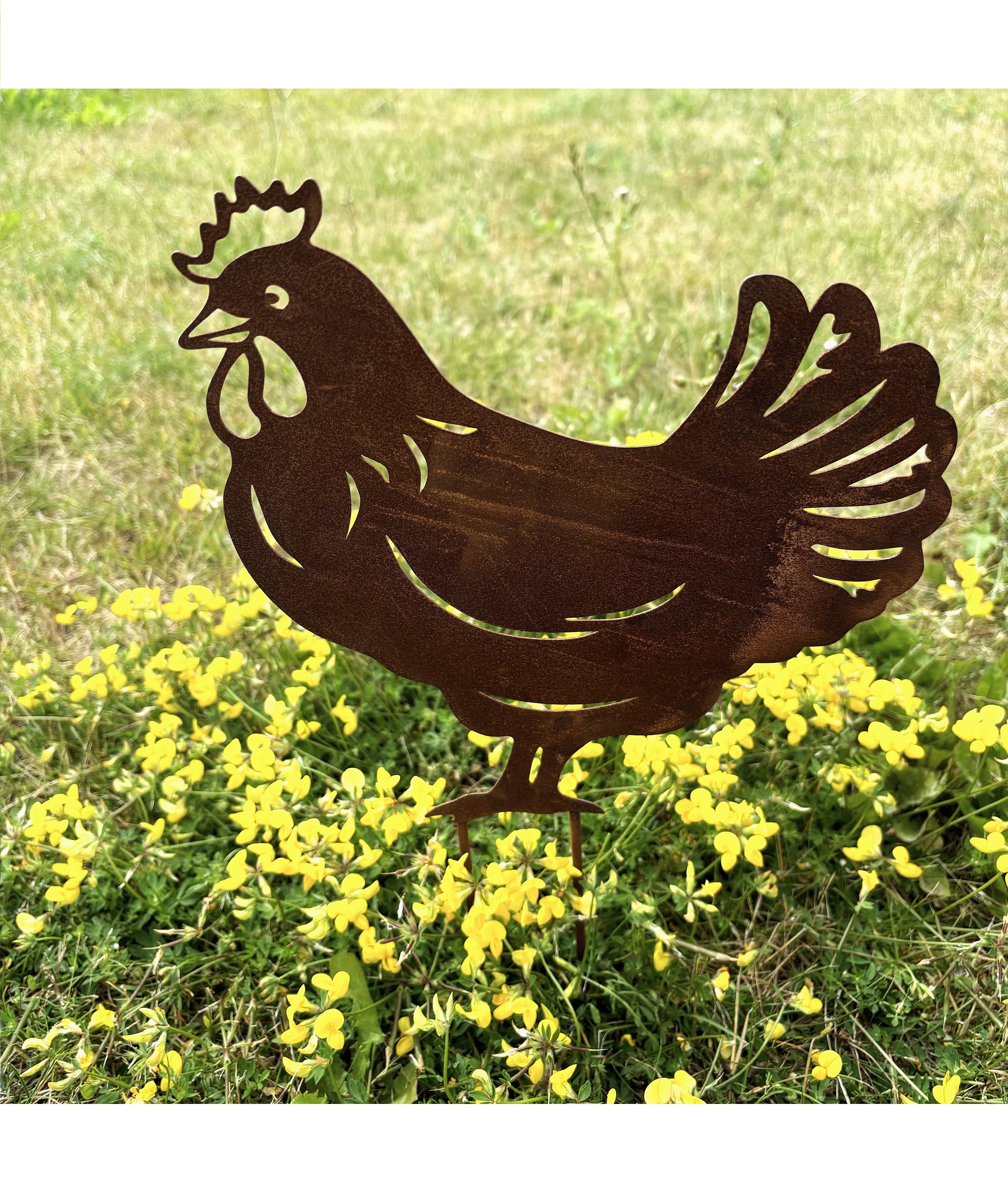 Höna i rostig plåt 39 / 23  cm. Sticks