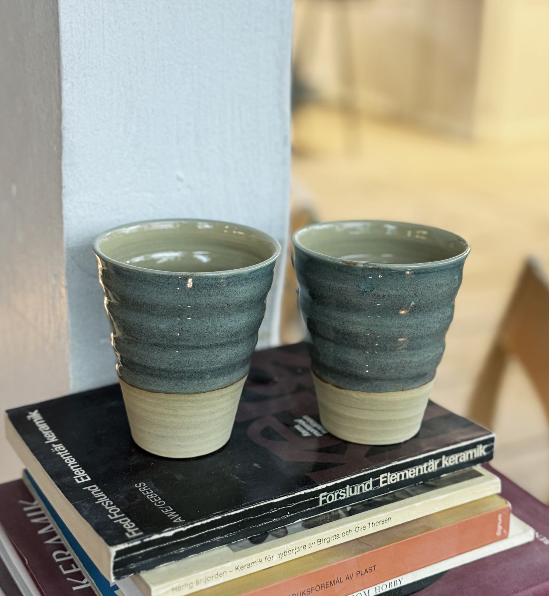 Sara Johansson  gray/green cup x 2