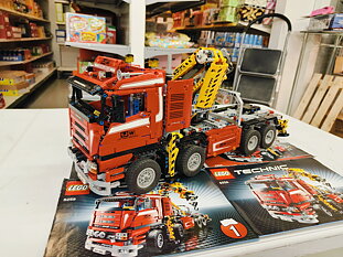 LEGO 8258 Technic crane truck (käytetty)