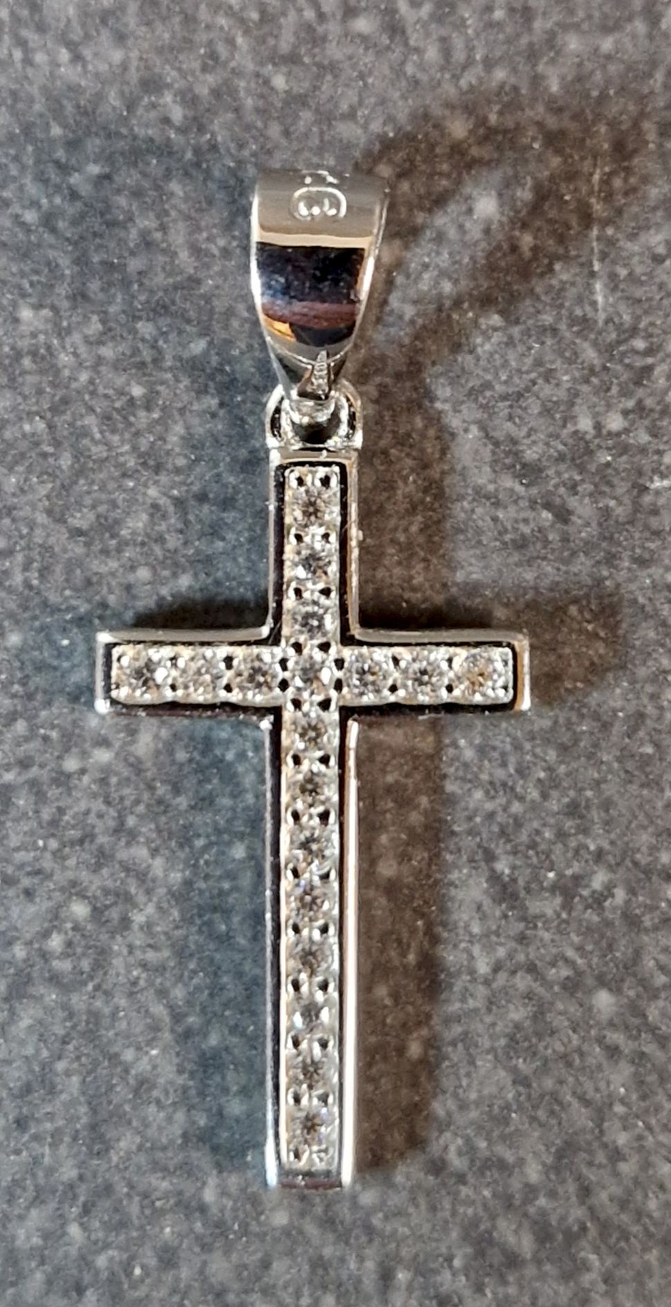 Silver Kors med inramad zirkon - Hänge