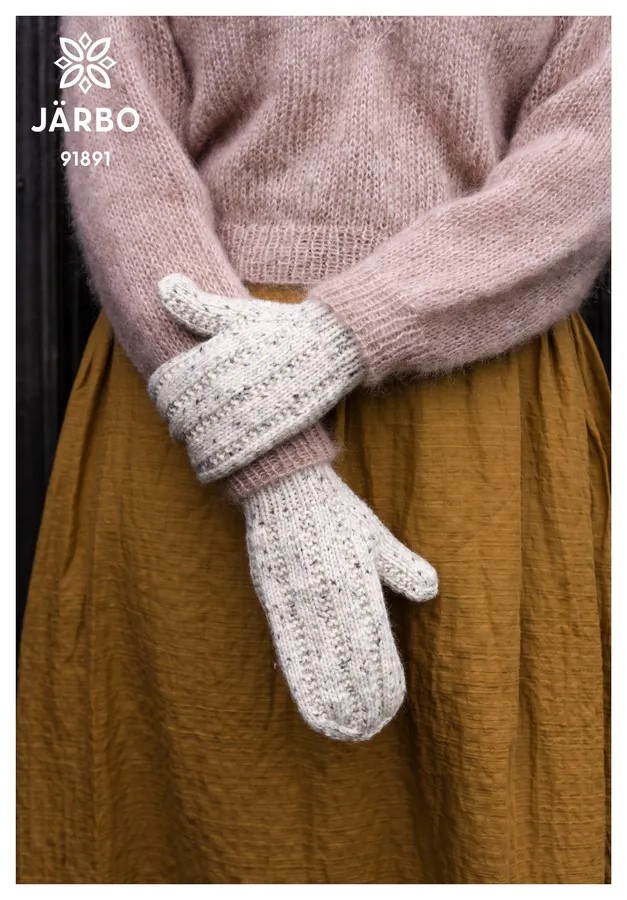 Timber - Mitten in broken elastic
