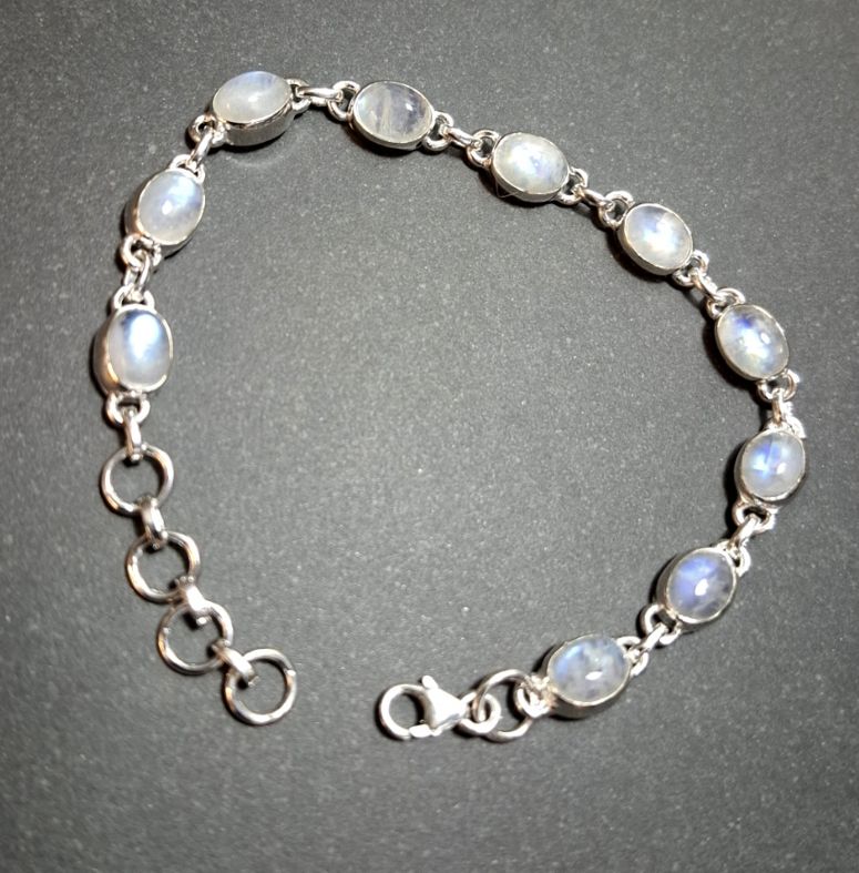 Silverarmband med Cabochoner i Månsten  - 5
