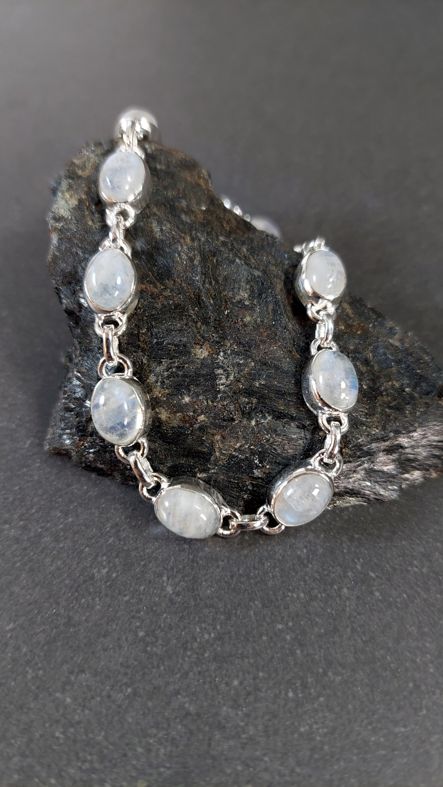 Silverarmband med Cabochoner i Månsten  - 4