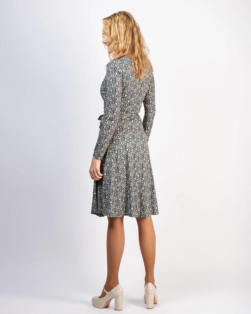 Klänning Marguerite spring aura