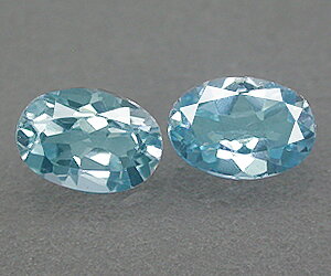 Pierres précieuses en topaze bleu ciel naturelles assorties de 1,87 ct