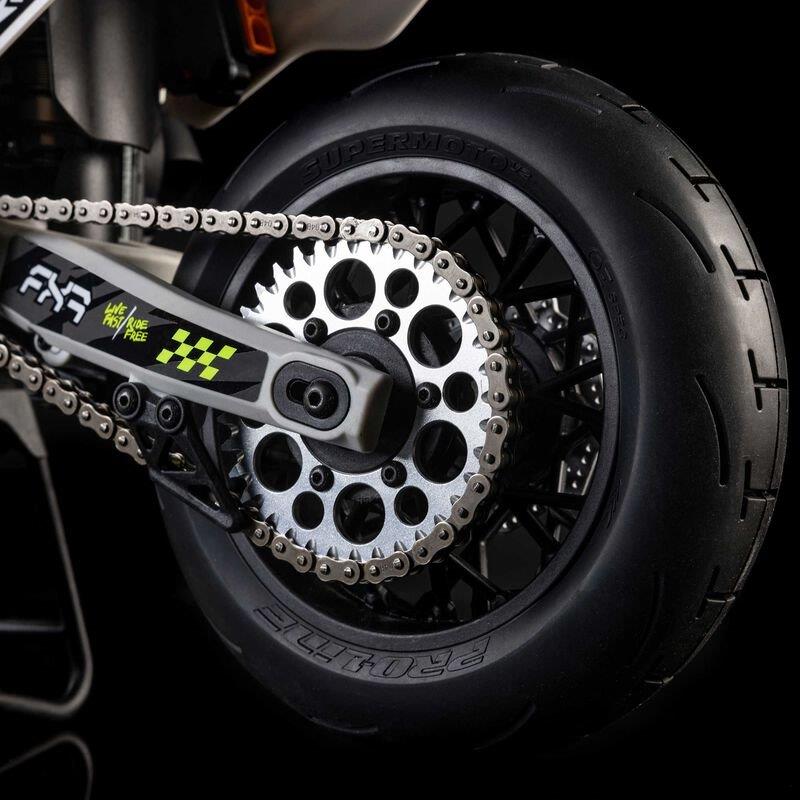 LOSI 1/4 Promoto-SM FXR Supermoto Motorcycle RTR (Battery and Charger Included), - 11