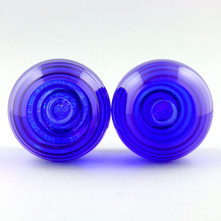 グンネル・サーリン Delightシリーズ   ブルーのキャンドルホルダー  2個  9cm  1994年