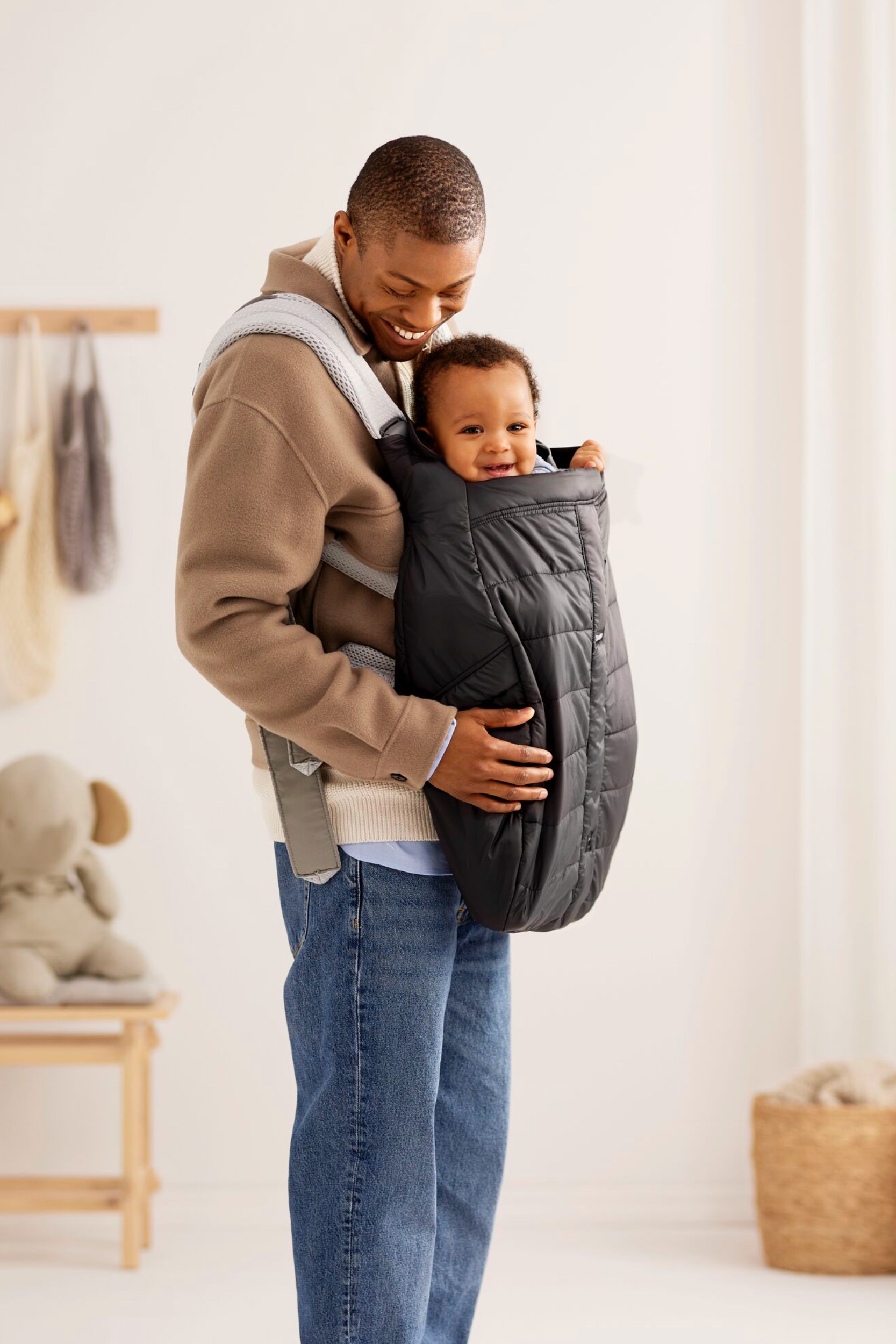 Babybjörn Vinterskydd till bärsele - Svart - 3