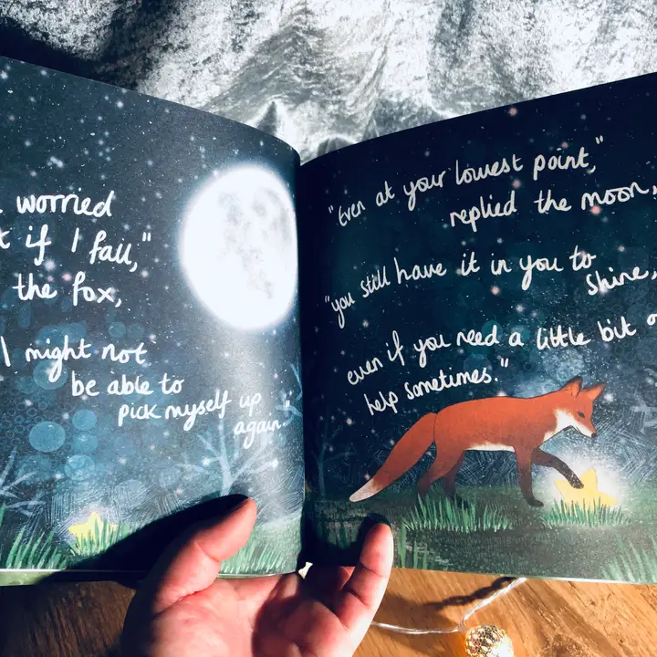Bok "To the moon and back" - 2