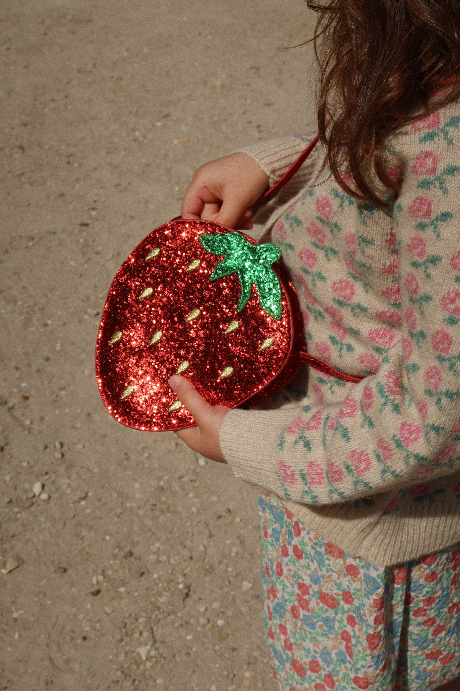 tut strawberry shoulder bag barbados cherry - 5