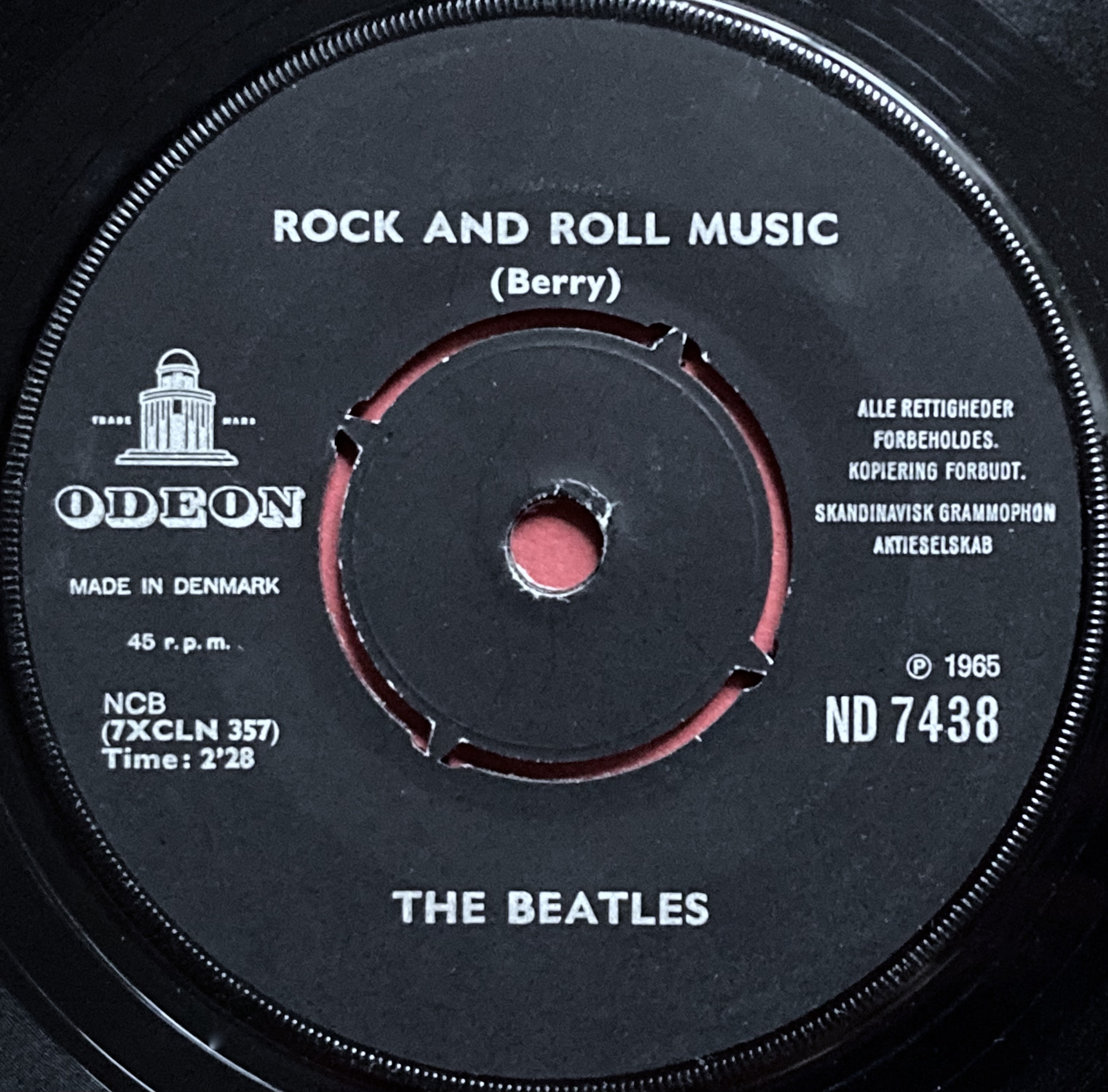 BEATLES - Rock and roll music 7" Danish PS 1965 - 3