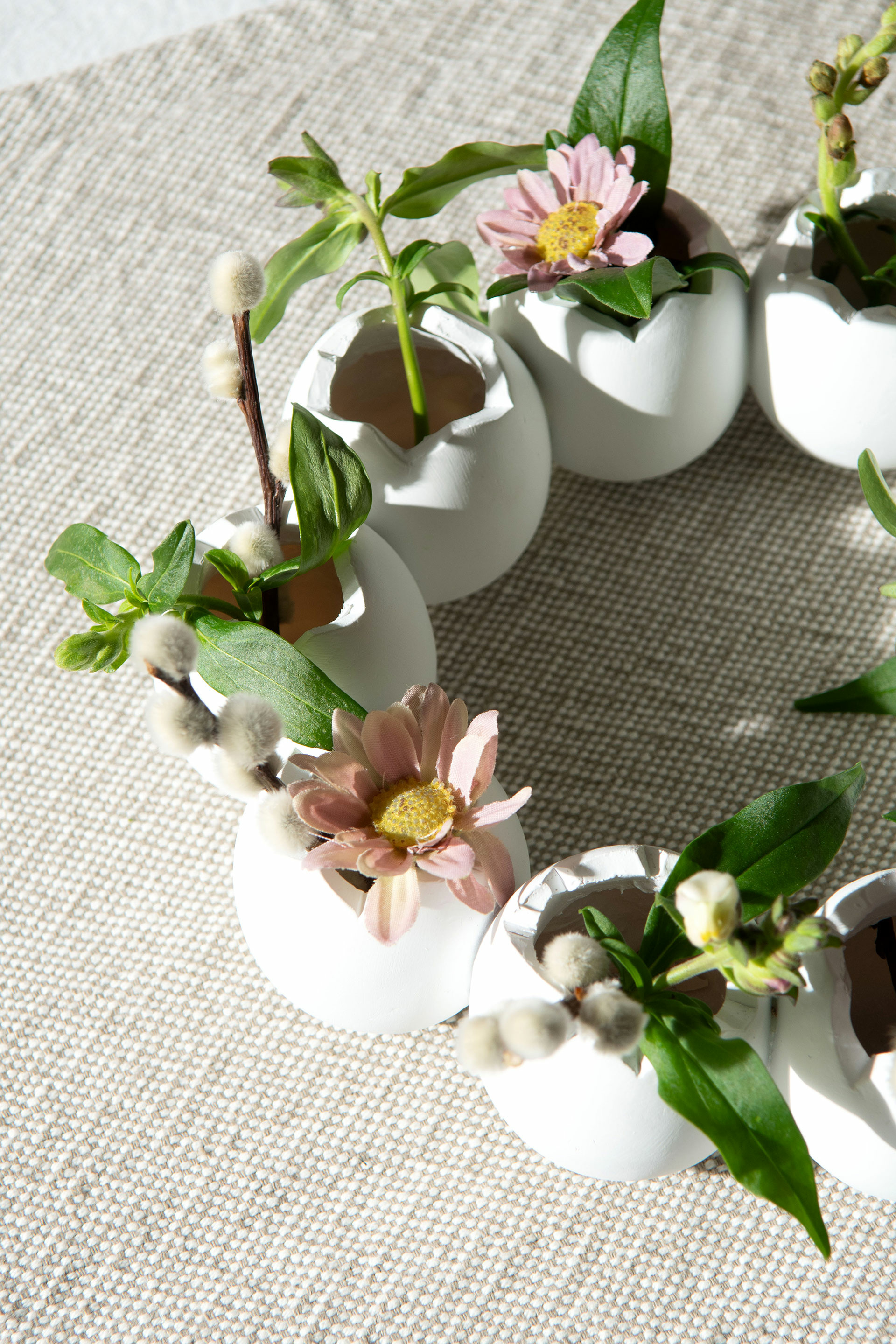Wreath with eggs - Egg wreath - 21x6.5 cm - 2