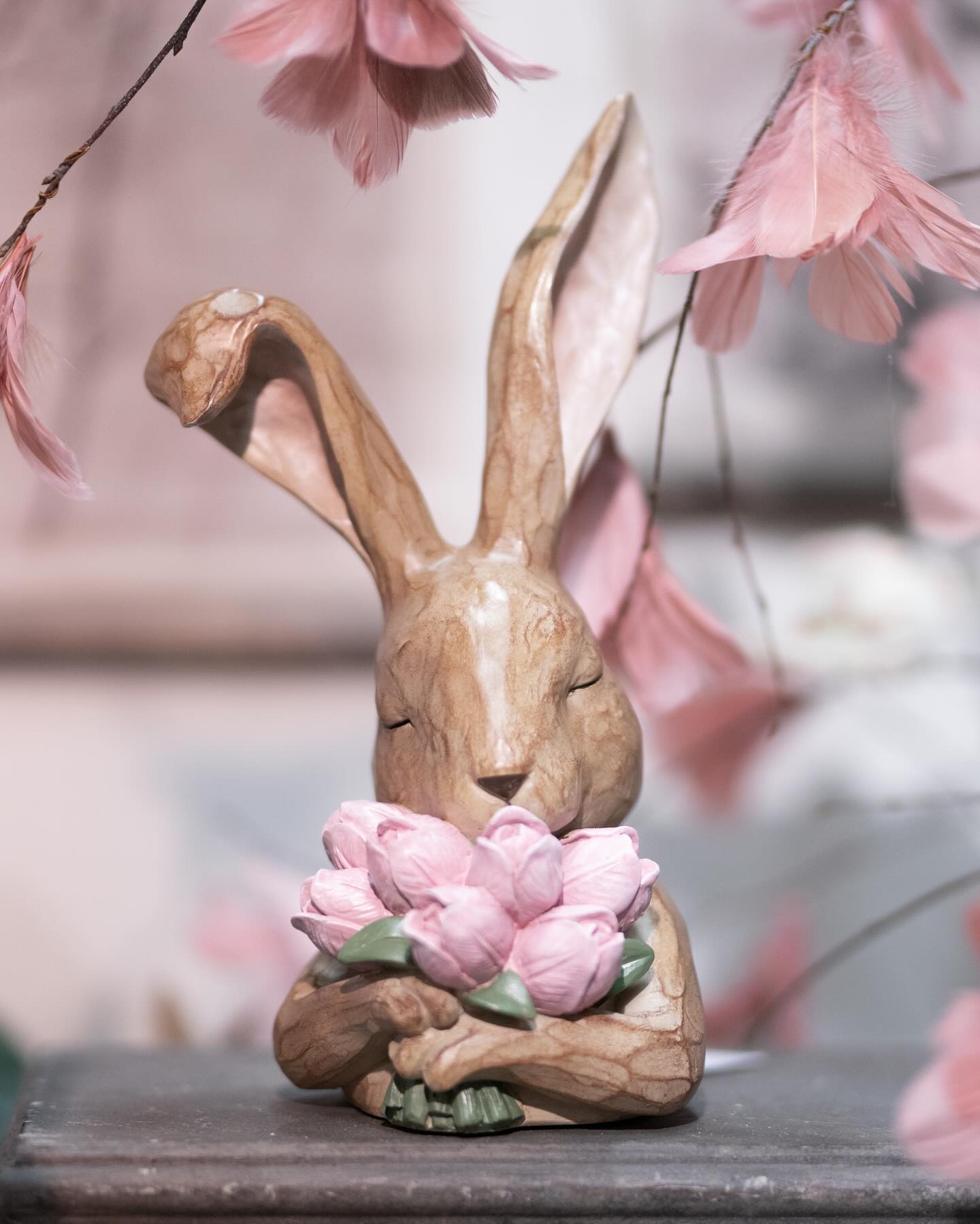 Easter hare - Hare - Rabbit - Tilly - Flowers
