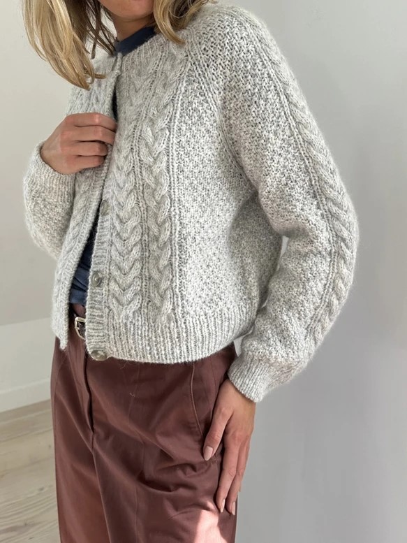 Siri Cardigan | LeKnit | Poppy