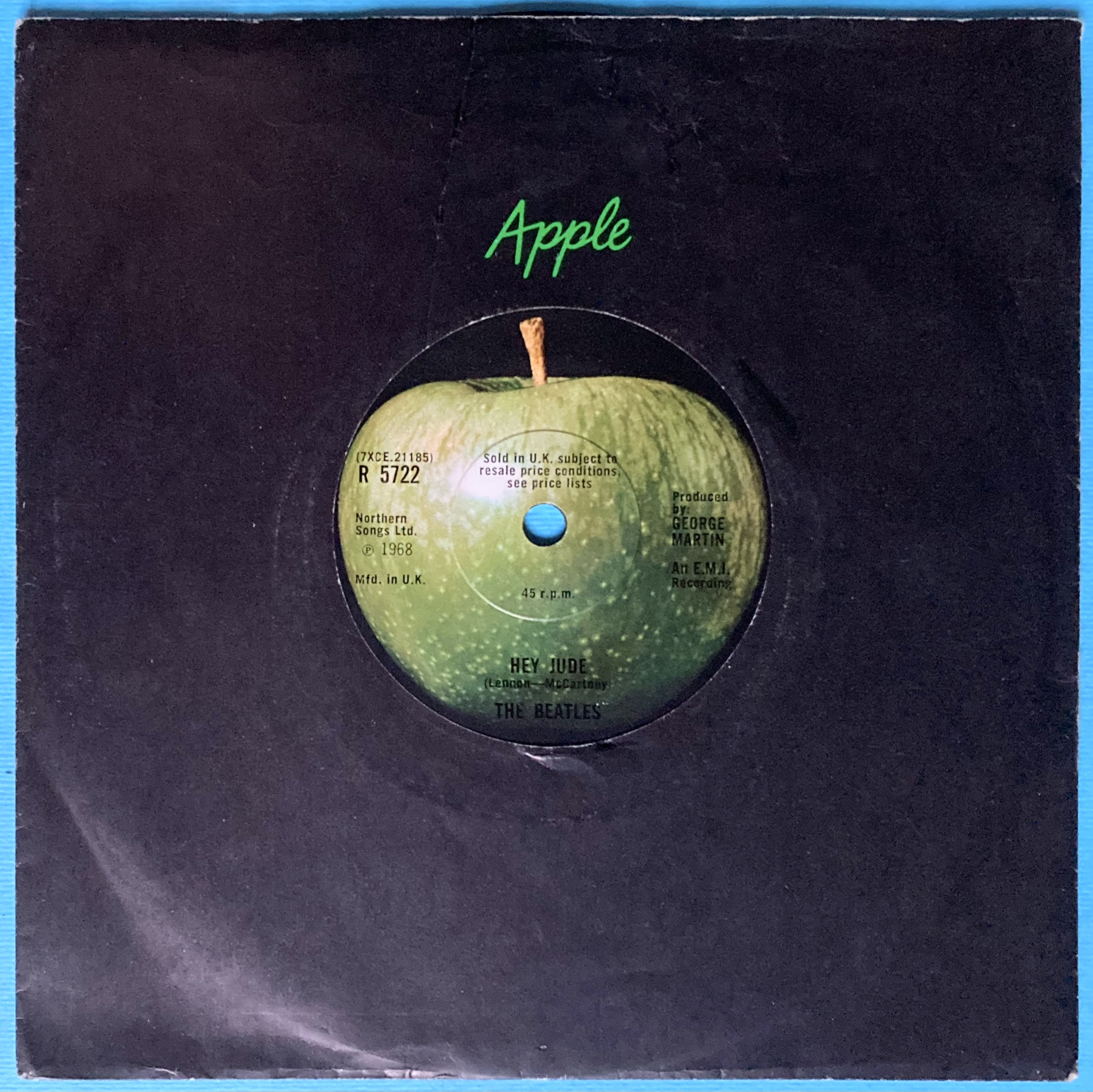 BEATLES - Hey Jude UK-orig Solid center APPLE 1968